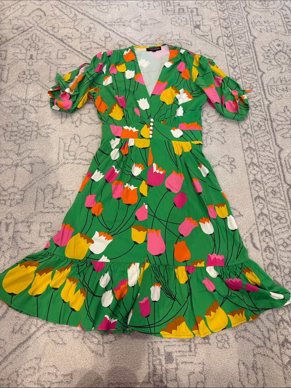 Like-New Trashy Diva Tulip Tie Sleeve Dress, size 6